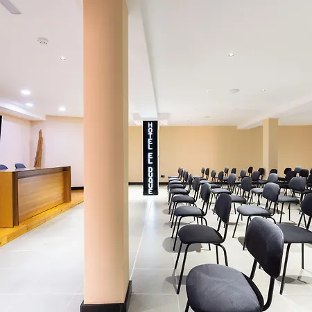 Apartamento El Duque 4*