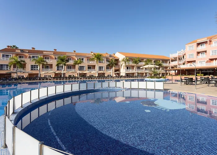 Апартаменты El Duque 4*